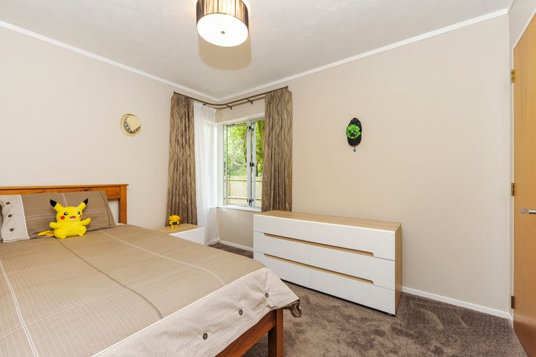 Photo of property in 103 Wirihana Road, Titirangi, Auckland, 0604