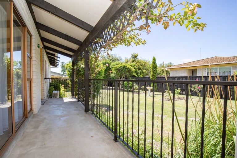 Photo of property in 10 Pinnock Place, Ngatea, 3503