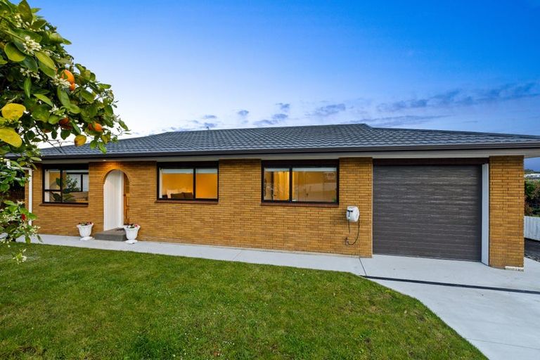 Photo of property in 1/30 Fairway Avenue, Red Beach, 0932