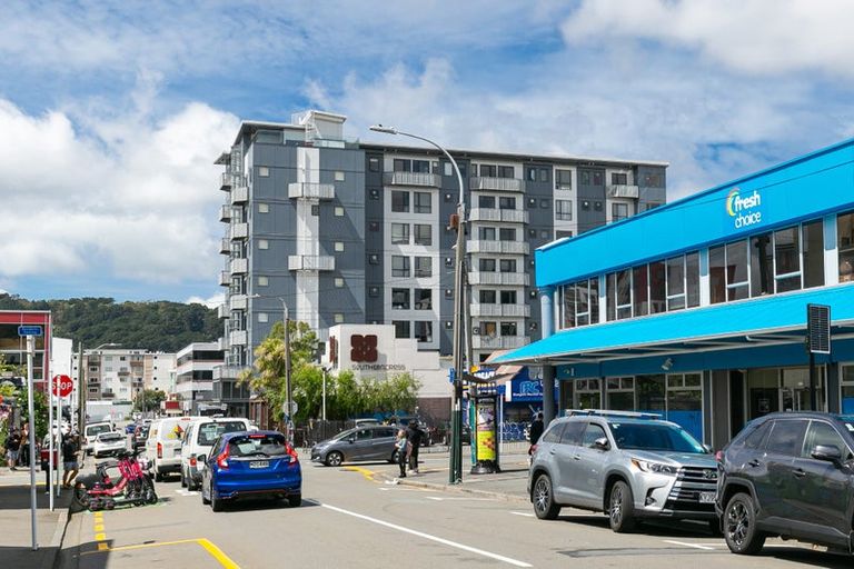 Photo of property in Southern Cross Apartments, 606/35 Abel Smith Street, Te Aro, Wellington, 6011
