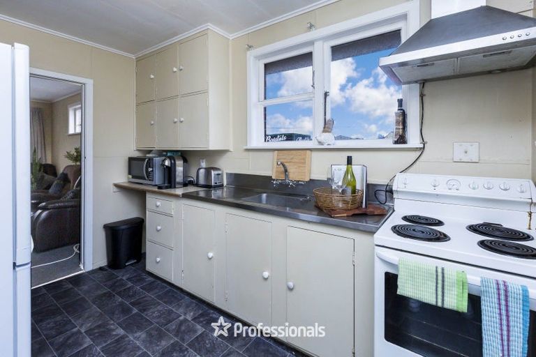 Photo of property in 1/33 Ward Street, Trentham, Upper Hutt, 5018