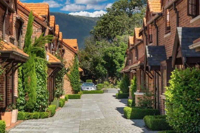 Photo of property in 8/24 Quiet Woman Way, Monaco, Nelson, 7011