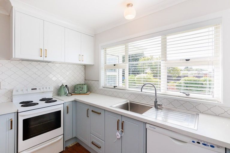 Photo of property in 5 Sheffield Street, Awapuni, Palmerston North, 4412
