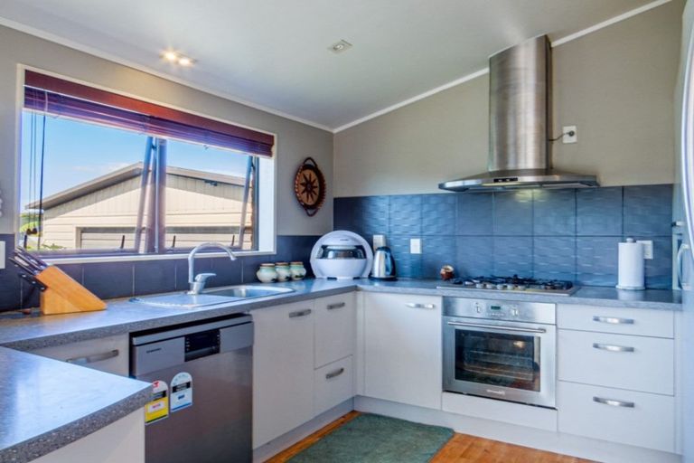 Photo of property in 7 Olive Grove, Edgecumbe, 3120