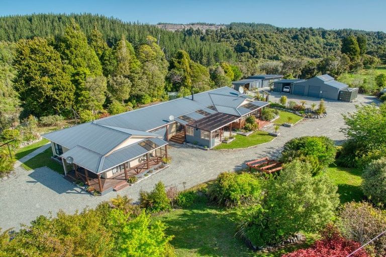 Photo of property in 416 Maori Creek Road, Marsden, Dobson, 7872