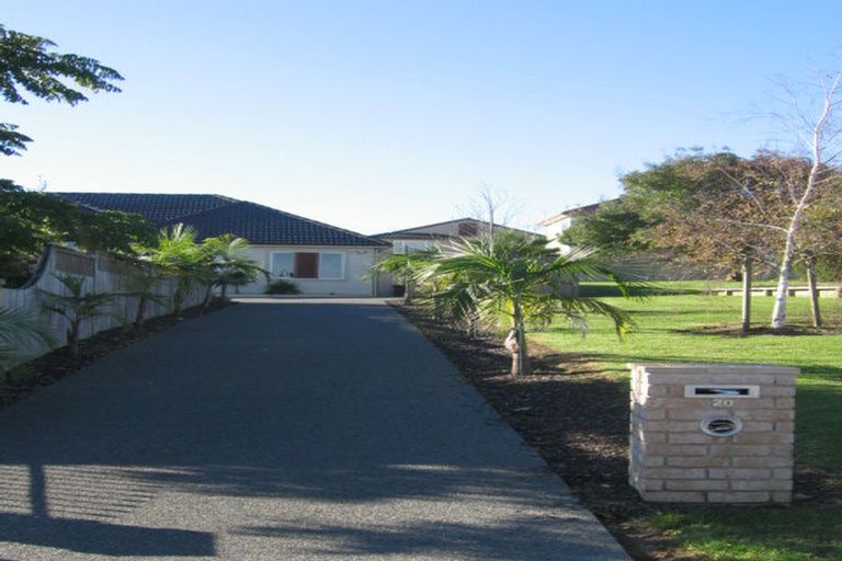 Photo of property in 20 Hendrika Court, Hobsonville, Auckland, 0618