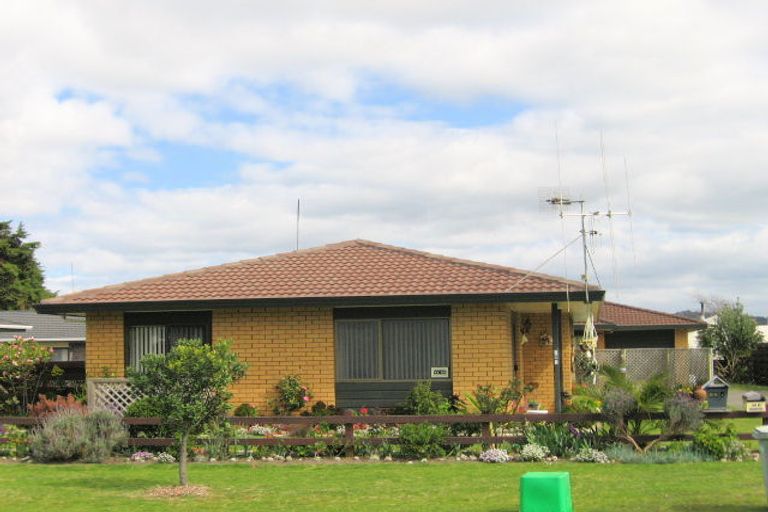 Photo of property in 38b Dickson Road, Papamoa Beach, Papamoa, 3118