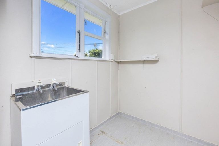 Photo of property in 22 Maher Street, Elderslea, Upper Hutt, 5018