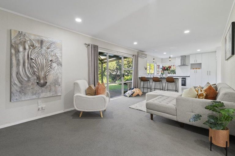 Photo of property in 13 Kuripaka Crescent, The Gardens, Auckland, 2105