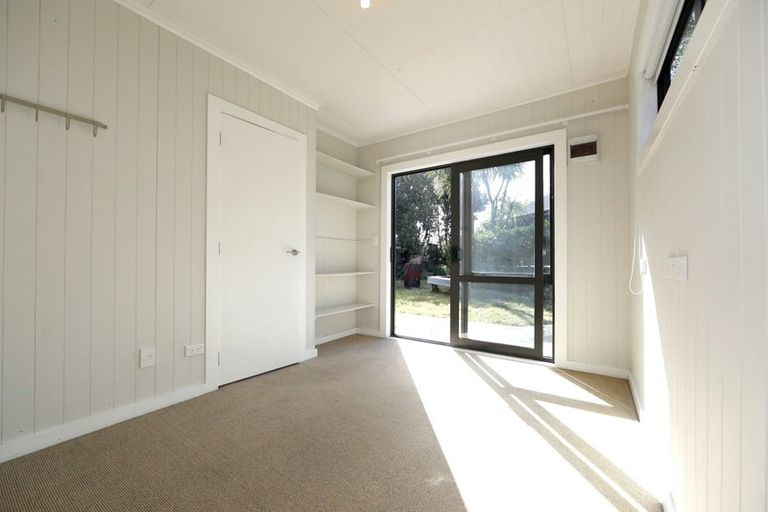 Photo of property in 9 Redwood Place, Te Awanga, 4102