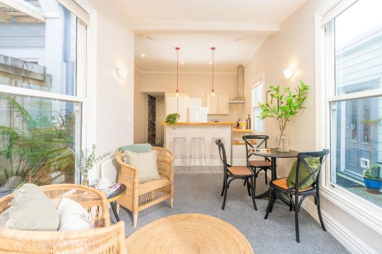 Photo of property in 9 Royal Street, Berhampore, Wellington, 6023