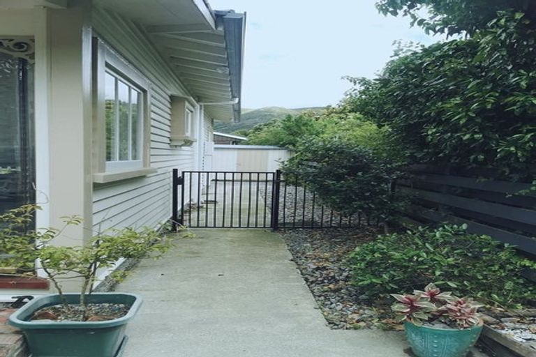 Photo of property in 85 Cambridge Terrace, Waterloo, Lower Hutt, 5011