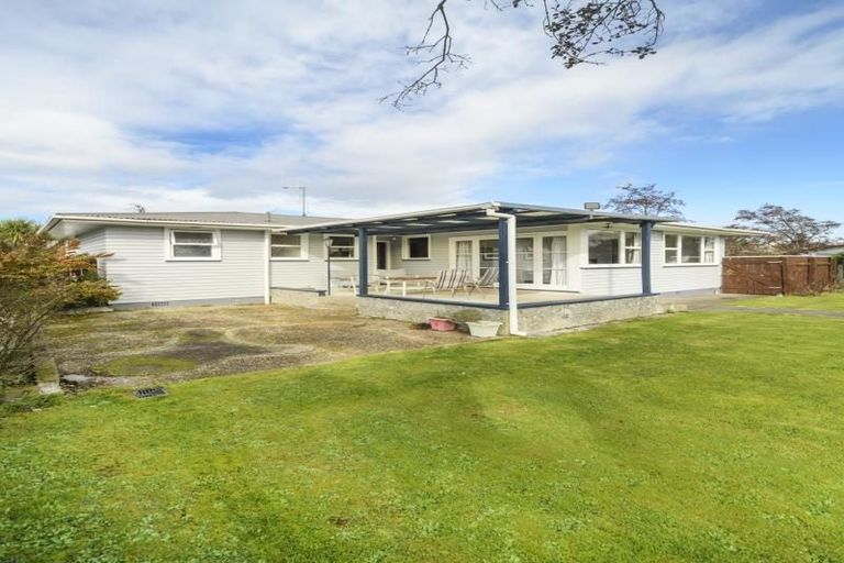 Photo of property in 56 Apollo Parade, Milson, Palmerston North, 4414