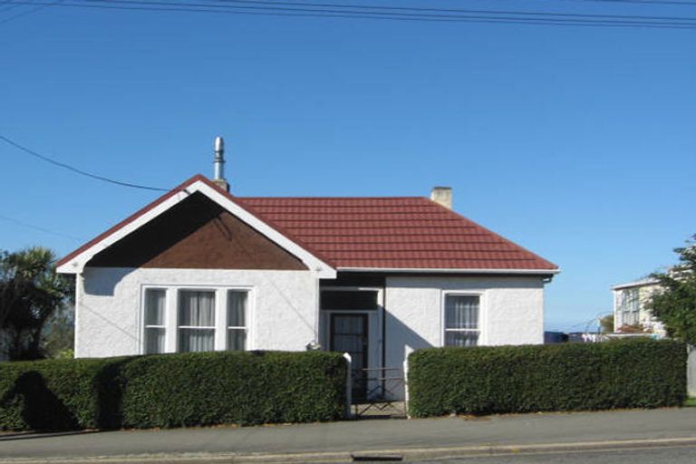 Photo of property in 9 Wharfe Street, South Hill, Oamaru, 9400