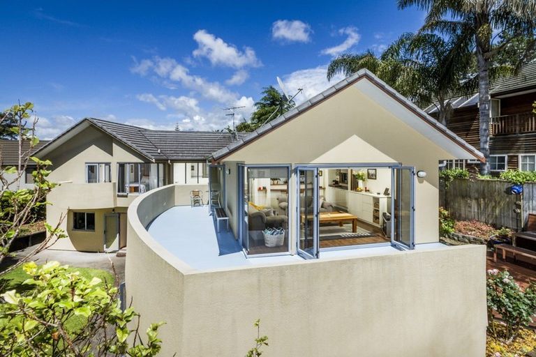 Photo of property in 288 Glenvar Road, Torbay, Auckland, 0630