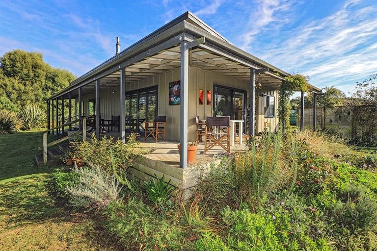 Photo of property in 219a Porangahau Road, Waipukurau, 4200