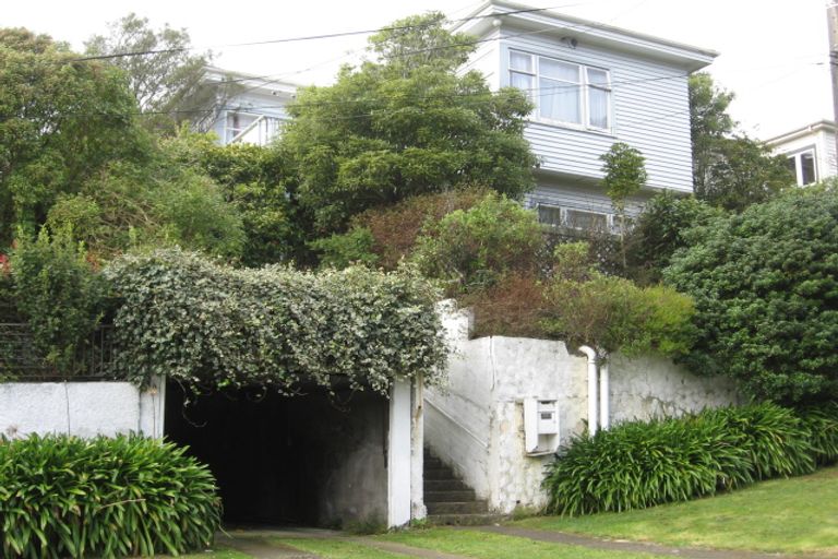 Photo of property in 33 Richmond Avenue, Karori, Wellington, 6012
