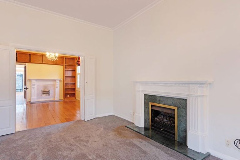 Photo of property in 8 Park Street, Thorndon, Wellington, 6011