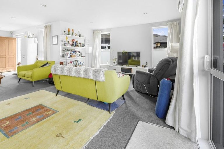 Photo of property in 17 Barwick Place, Huntington, Hamilton, 3210