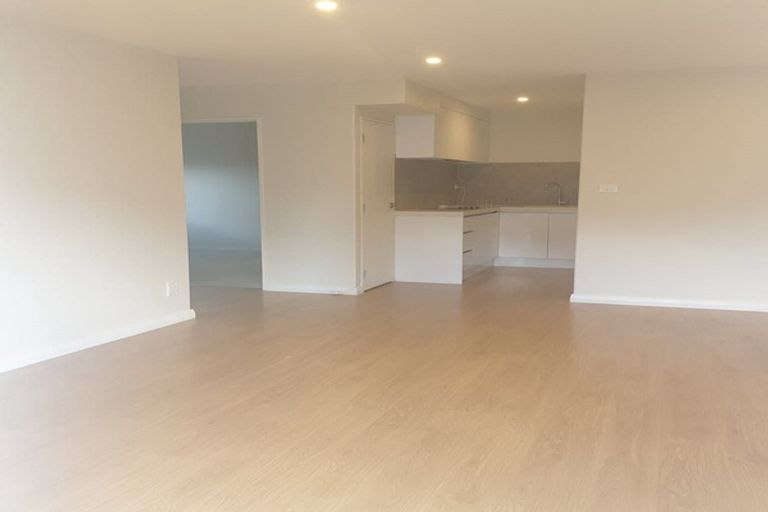 Photo of property in 28 Golden Morning Drive, Albany Heights, Auckland, 0632