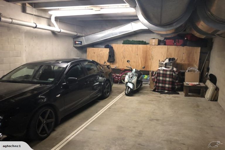 Photo of property in Vivaldi Apartments, 5/48 Marine Parade, Mount Maunganui, 3116