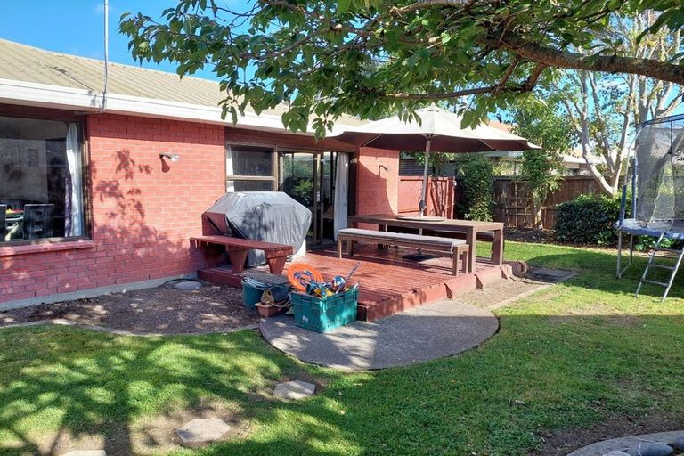 Photo of property in 5 Broadhaven Avenue, Parklands, Christchurch, 8083