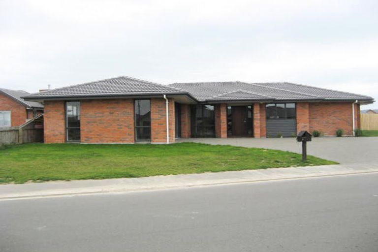 Photo of property in 8 Bernini Lane, Rolleston, 7614