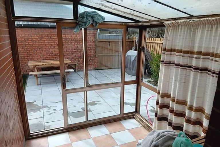 Photo of property in 16 Craven Street, Sockburn, Christchurch, 8042