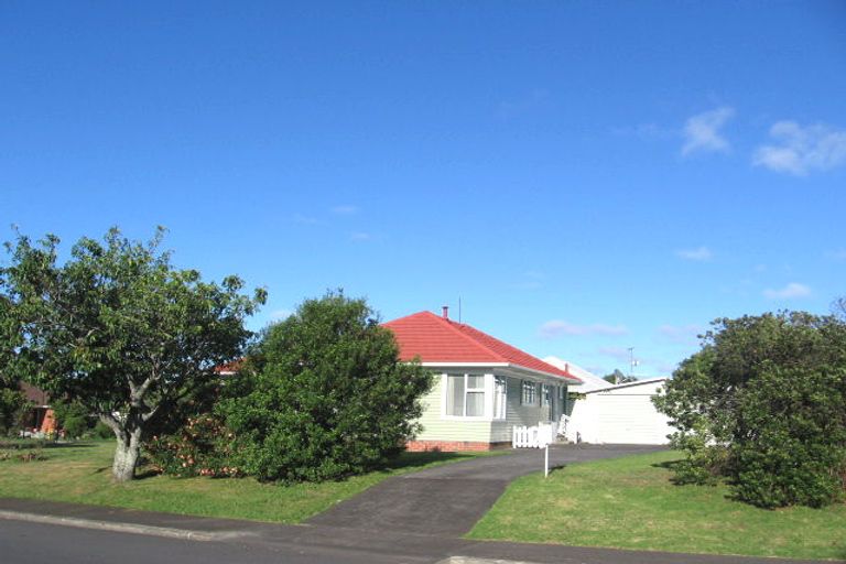 Photo of property in 1 Wilson Way, Mount Wellington, Auckland, 1060