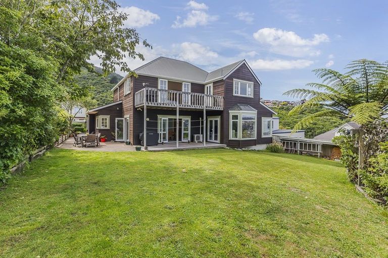 Photo of property in 11 Ridvan Grove, Ngaio, Wellington, 6035