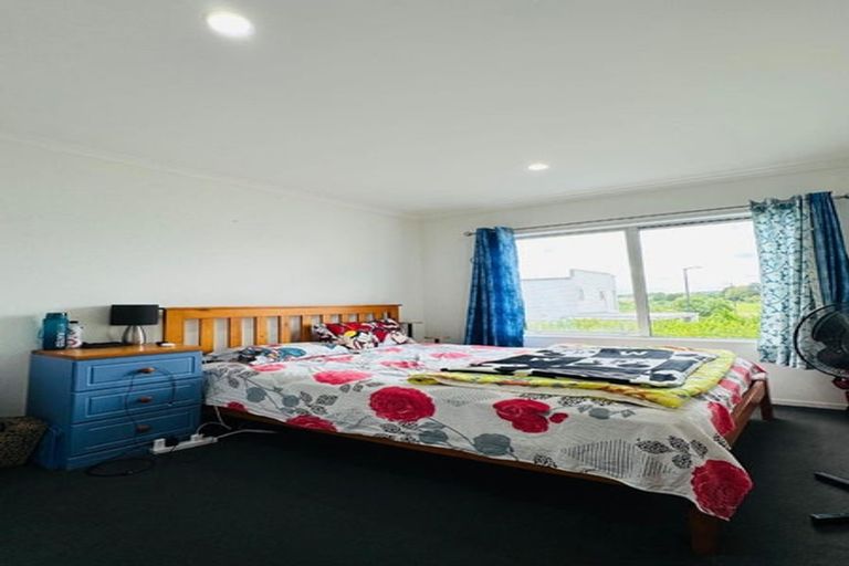 Photo of property in 10 Huke Lane, Takanini, 2112