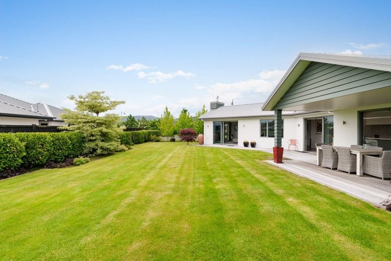 Photo of property in 17 Thornly Park Avenue, Mosgiel, 9024