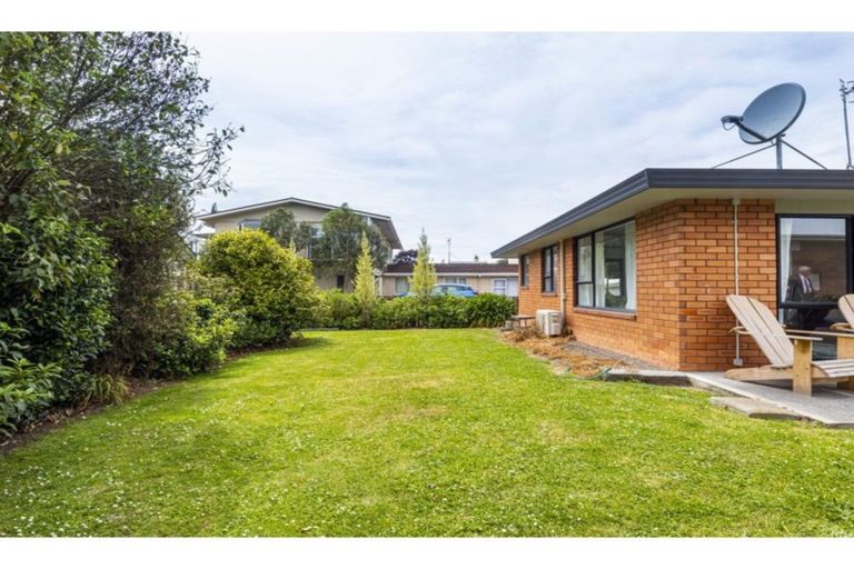 Photo of property in 2/347 Church Street, West End, Timaru, 7910
