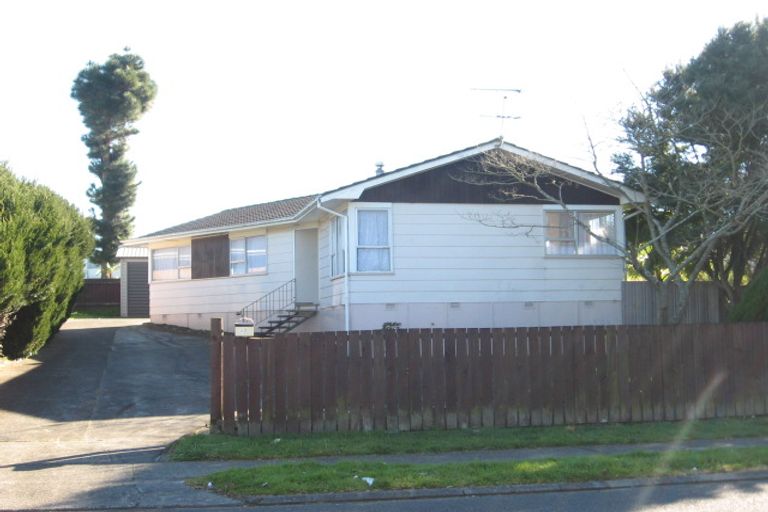 Photo of property in 27 Innismara Avenue, Wattle Downs, Auckland, 2103