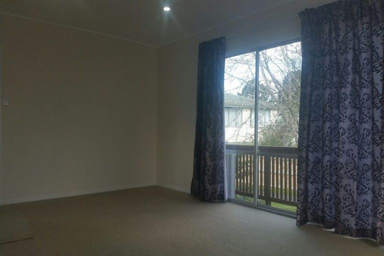 Photo of property in 59 Mcclintock Road, Massey, Auckland, 0614