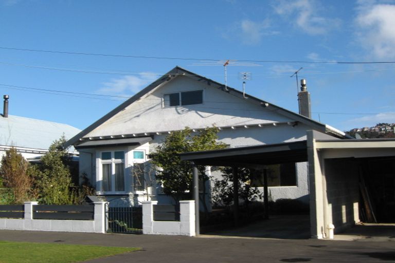 Photo of property in 10 West Avenue, Saint Clair, Dunedin, 9012