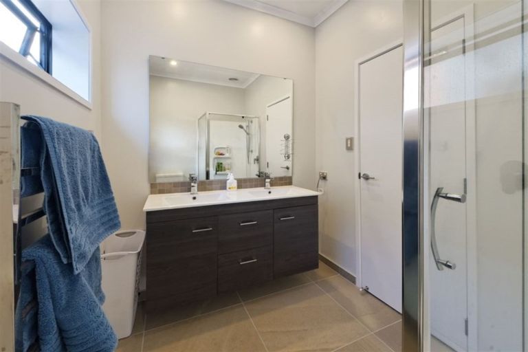 Photo of property in 145 Hobsonville Point Road, Hobsonville, Auckland, 0616