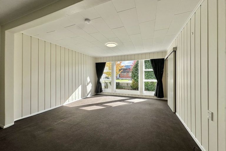 Photo of property in 15 Maher Street, Elderslea, Upper Hutt, 5018