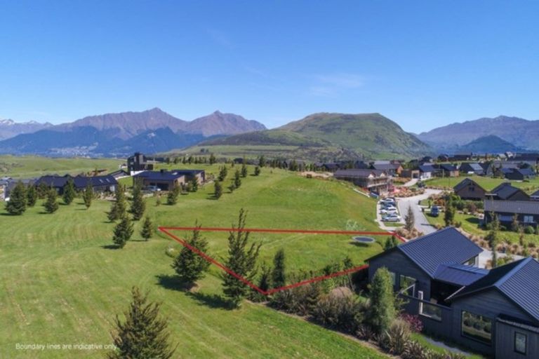 Photo of property in 29 Pendeen Crescent, Jacks Point, Queenstown, 9371