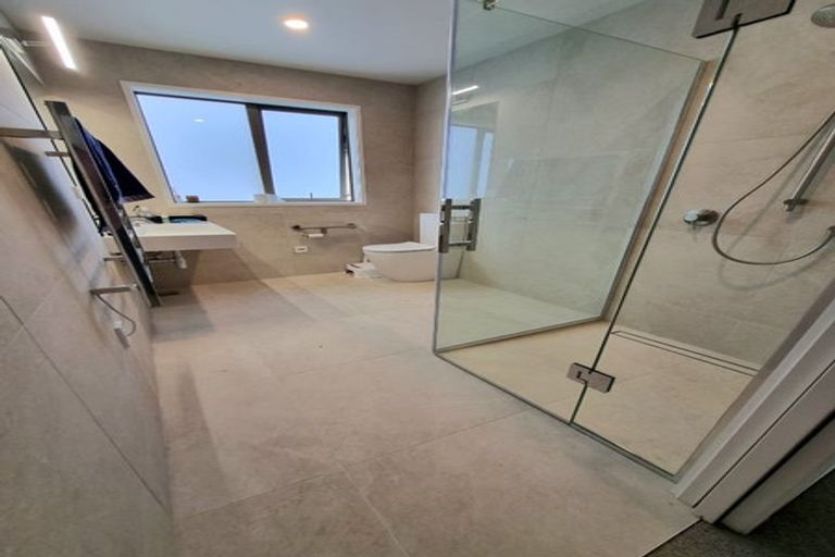 Photo of property in 19 Joseph Kokich Avenue, Swanson, Auckland, 0614