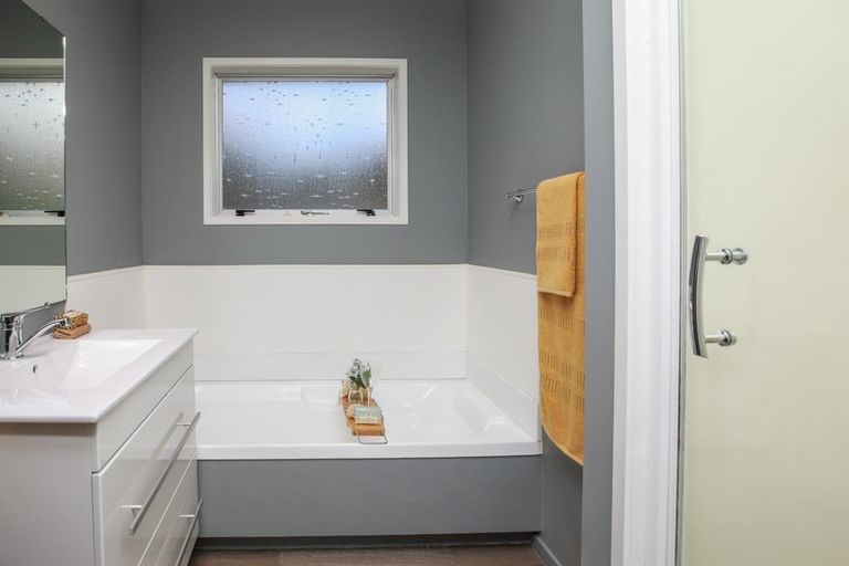 Photo of property in 7 Norfolk Place, Pukete, Hamilton, 3200