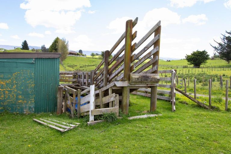 Photo of property in 148 Adelaide Road, Dannevirke, 4930