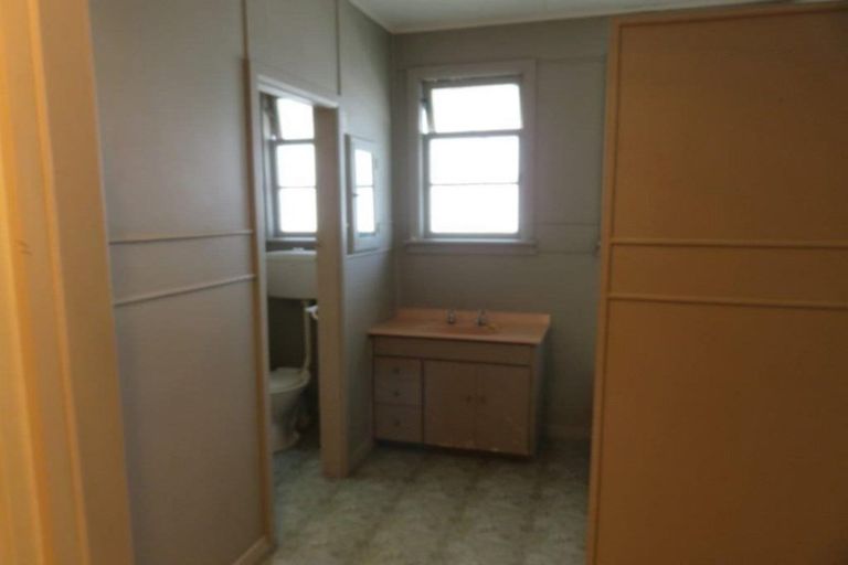 Photo of property in 116 College Street, Awapuni, Palmerston North, 4412