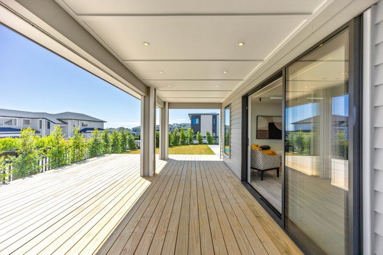 Photo of property in 15 Dulcie Way, Orewa, 0931