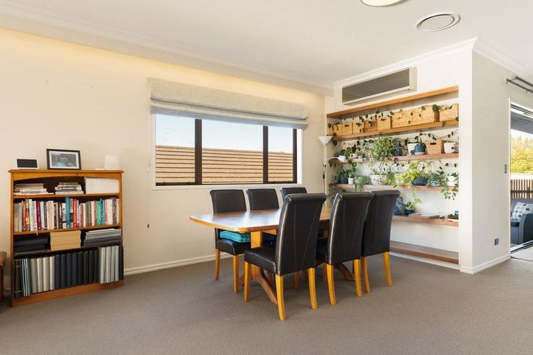 Photo of property in 28 Rexford Heights, Pyes Pa, Tauranga, 3112