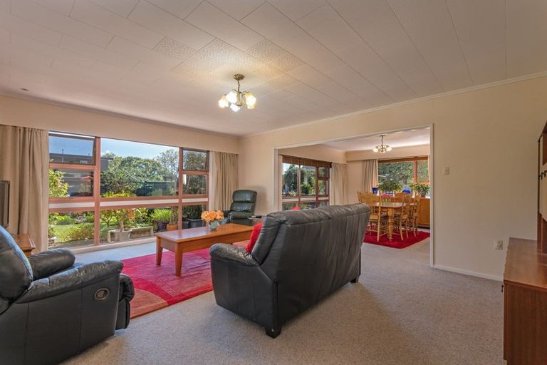 Photo of property in 16 Wallace Place, Hokowhitu, Palmerston North, 4410