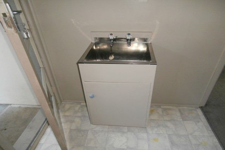 Photo of property in 2/124 Huxley Street, Sydenham, Christchurch, 8023