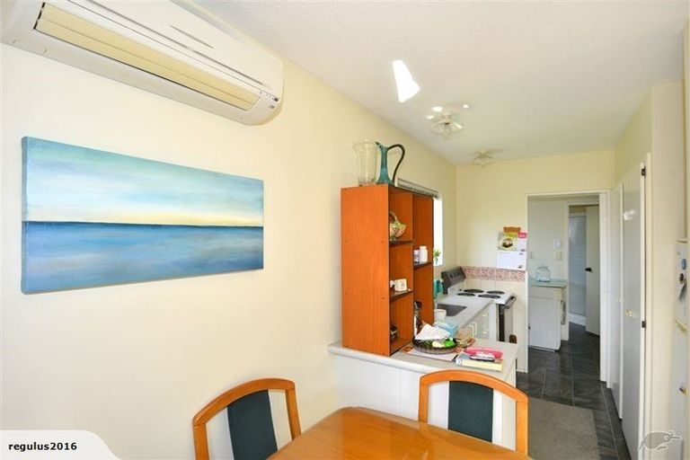 Photo of property in 15 Wittys Road, Avonhead, Christchurch, 8042