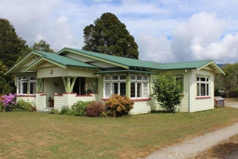 Photo of property in 188 Hamama Road, Takaka, 7183