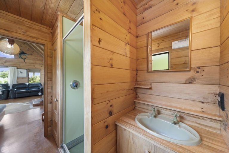 Photo of property in 41 Kaiuru Avenue, Pukawa Bay, Turangi, 3381